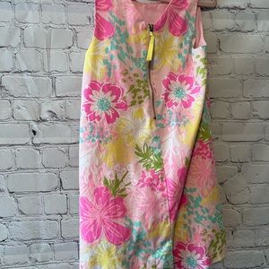 Pretty in Pink (reminds me of Lilly Pulitzer)